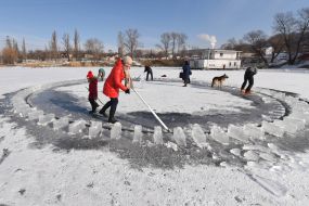 Крижана карусель