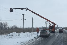 Repairing power lines Avdeevka