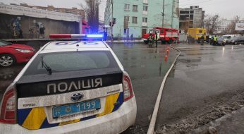 Полицейский  автомобиль