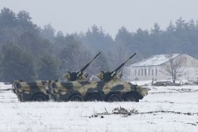 Бронетранспортери (БТР)