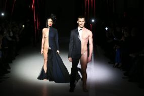 Fashion show of clothes from Julia Aysinoyi