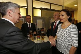 Yuriy Boyko, Julia Levochkina