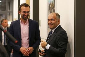 Serhiy Leshchenko, Victor Pinchuk