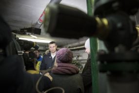 Vitali Klitschko during an inspection of a dwelling house