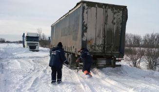 Rescuers assist drivers