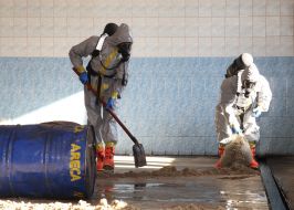 Rescuers work out chemical reconnaissance skills