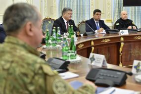 Petro Poroshenko, Volodymyr Groisman, Oleksandr Turchynov