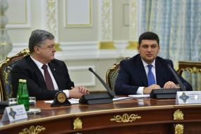 Petro Poroshenko, Volodymyr Groisman