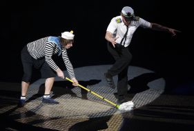 Presentation of "water and fire" at the circus