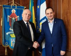 Stepan Kubiv, Ruslan Martsynkiv