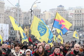 Procession of the "Memory of the Heroes Heavenly hundreds"