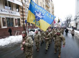 Учасники ходи