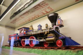 Model steam locomotive