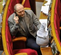 Borislav Birch and soft toy Homunculus loxodontus