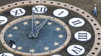 Flower clock