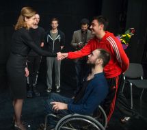 Марина Порошенко и танцевальный коллектив Candoco Dance Company