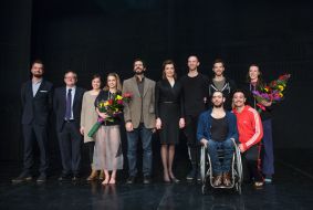 Марина Порошенко и танцевальный коллектив Candoco Dance Company