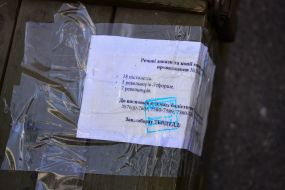 Wooden box with weapons from the collection of Leonid Petrashin