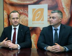 Ostap Semerak and Vladislav Averchenko