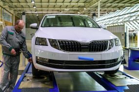 New car Skoda Superb B8