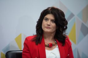 Лариса Денисенко