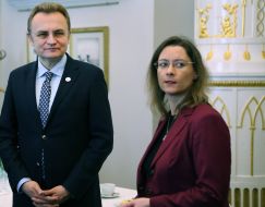 Ізабель Дюмон та Андрій Садовий