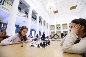 Chess Tournament "Miss intellectuality"