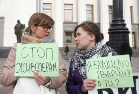 Action of animal advocates "Stop the killing and torture of animals!"