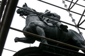 Damaged monument to Shchors