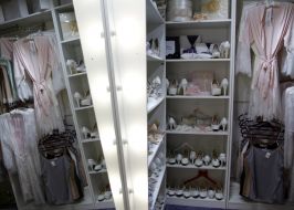 The exhibition "Wedding & Graduation Party"