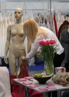 The exhibition "Wedding & Graduation Party"