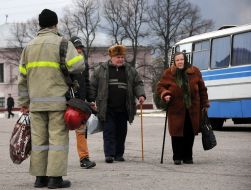 Evacuated residents of Balakleya