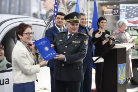 Marie Jovanovich, Viktor Nazarenko