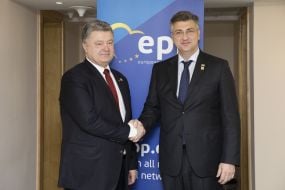 Petro Poroshenko and Andrej Plenković