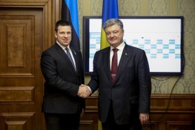 Petro Poroshenko and Juri Ratas