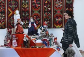 The exhibition "Doll World"