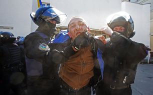 Law enforcers detained protesters