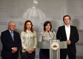 Borys Tarasyuk, Elena Shkrum, Oleksiy Poroshenko and Victoria Ptashnyk