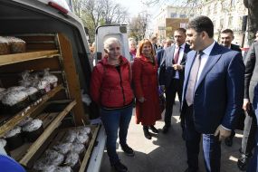 Vladimir Groisman at the fair