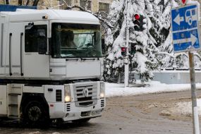 Snow fell in  Dniepr