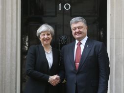 Petro Poroshenko, Teresa May