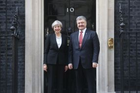 Petro Poroshenko, Teresa May