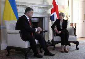 Petro Poroshenko, Teresa May