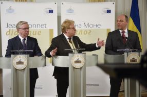 Pat Cox, Elmar Brock and Andrew Parubiy