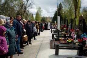 Requiem for the dead Ukrainian defenders