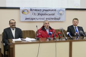 Maxim Strikh, Nikolai Starinets and Dmitriy Cheberkus