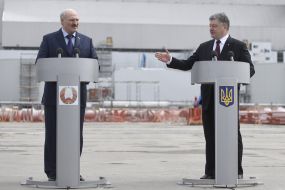 Петро Порошенко та Олександр Лукашенко на ЧАЕС
