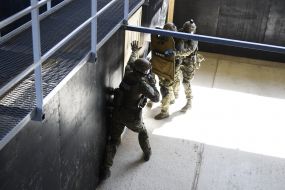 Открытие комплекса подготовки спецназа Нацполиции («shoot-house»),