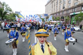 Workers march in honor of the International Day of Workers