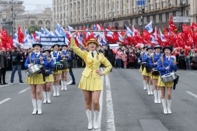 Workers march in honor of the International Day of Workers